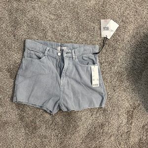 Urban outfitters BDG corduroy shorts size 26